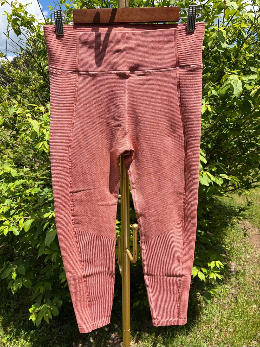 Aerie Offline High Rise Ribbed Athletic Leggings Brick Red Women's Medium